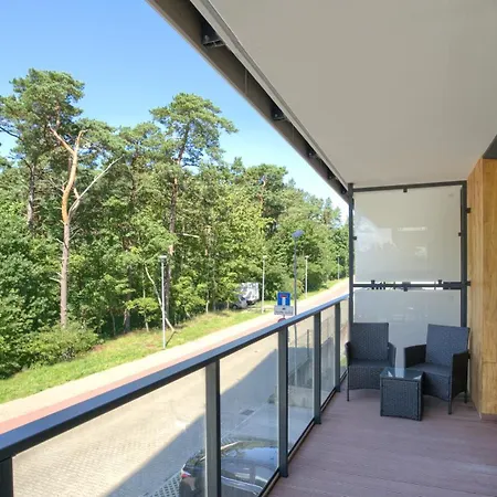 Lighthouse 01 Surfingbird *