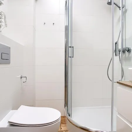 Lighthouse 01 Surfingbird Mrzeżyno